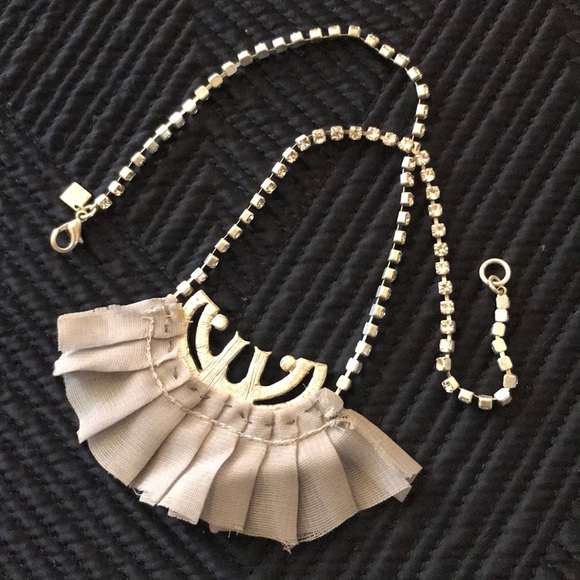 Banana Republic crystal necklace - Picture 4 of 6